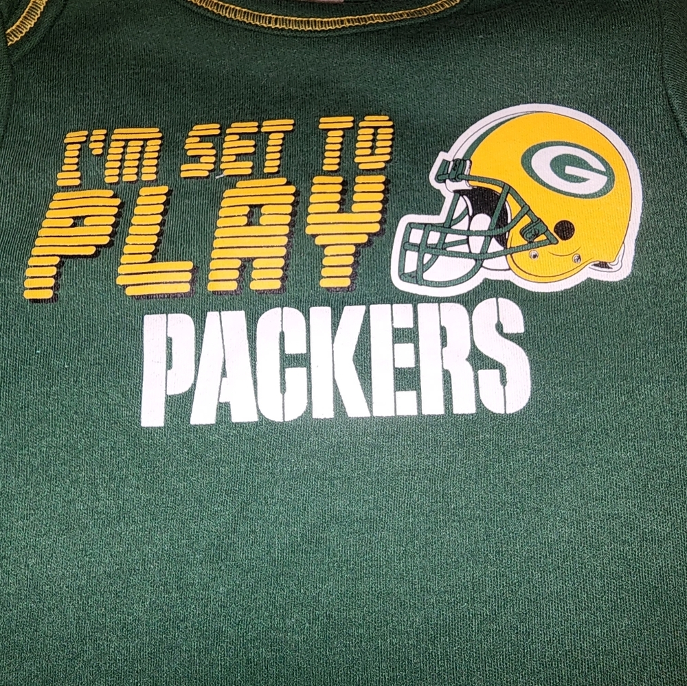 PACKER'S FAN- NFL- 6/12M Packer's green and yellow short sleeve bodysuit - Picture 2 of 6